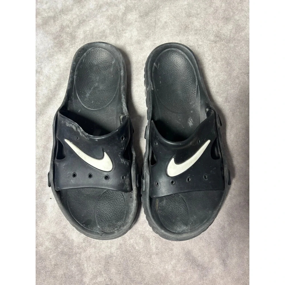Nike Sunray Adjust 4 Black White Slides Sandals Youth Size 5C 386521-001
